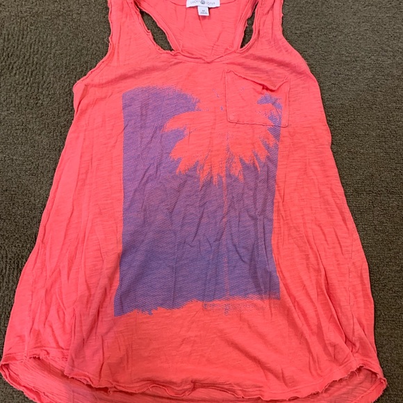 Tops - Lucky Lotus Tank top-great condition!